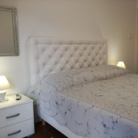 Apartmani Mladina Jelsa  Extérieur photo