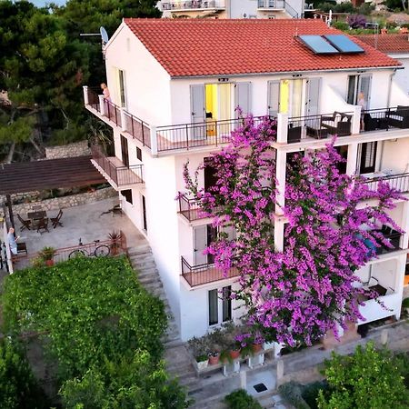 Apartmani Mladina Jelsa  Extérieur photo