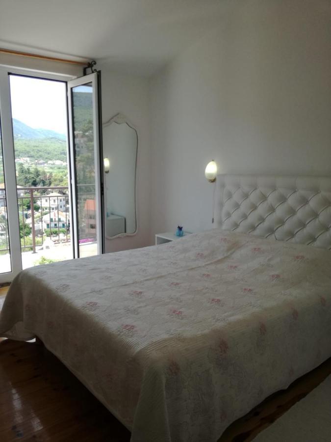 Apartmani Mladina Jelsa  Extérieur photo